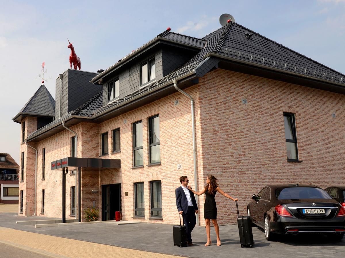 Hotel Rotes Einhorn **** Düren - Eifel Esterno foto