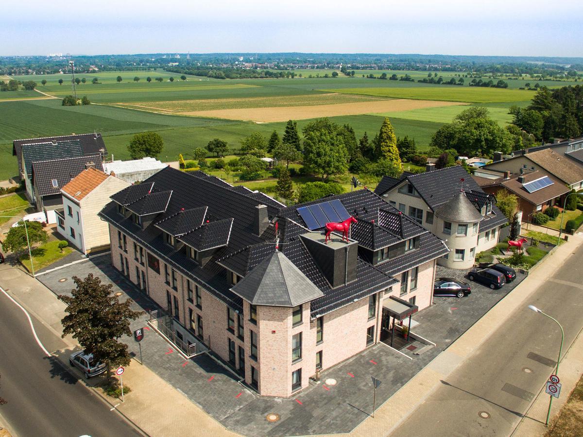 Hotel Rotes Einhorn **** Düren - Eifel Esterno foto